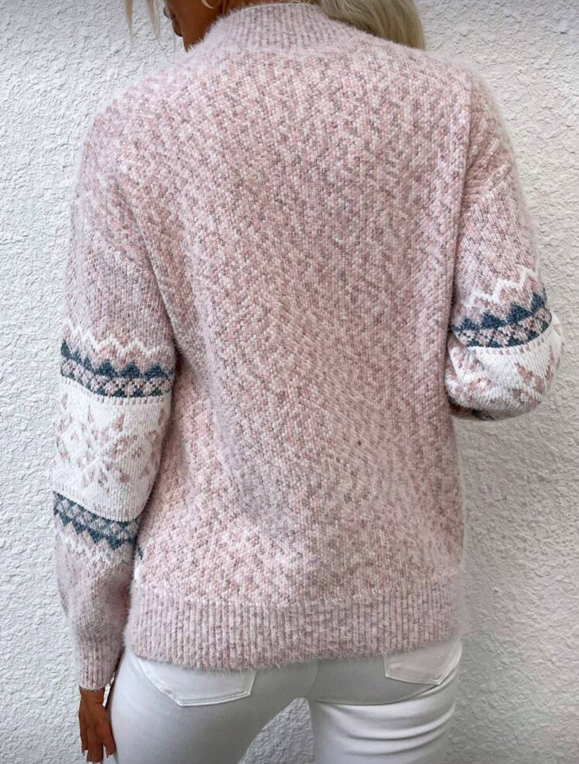 Pull tricoté col roulé