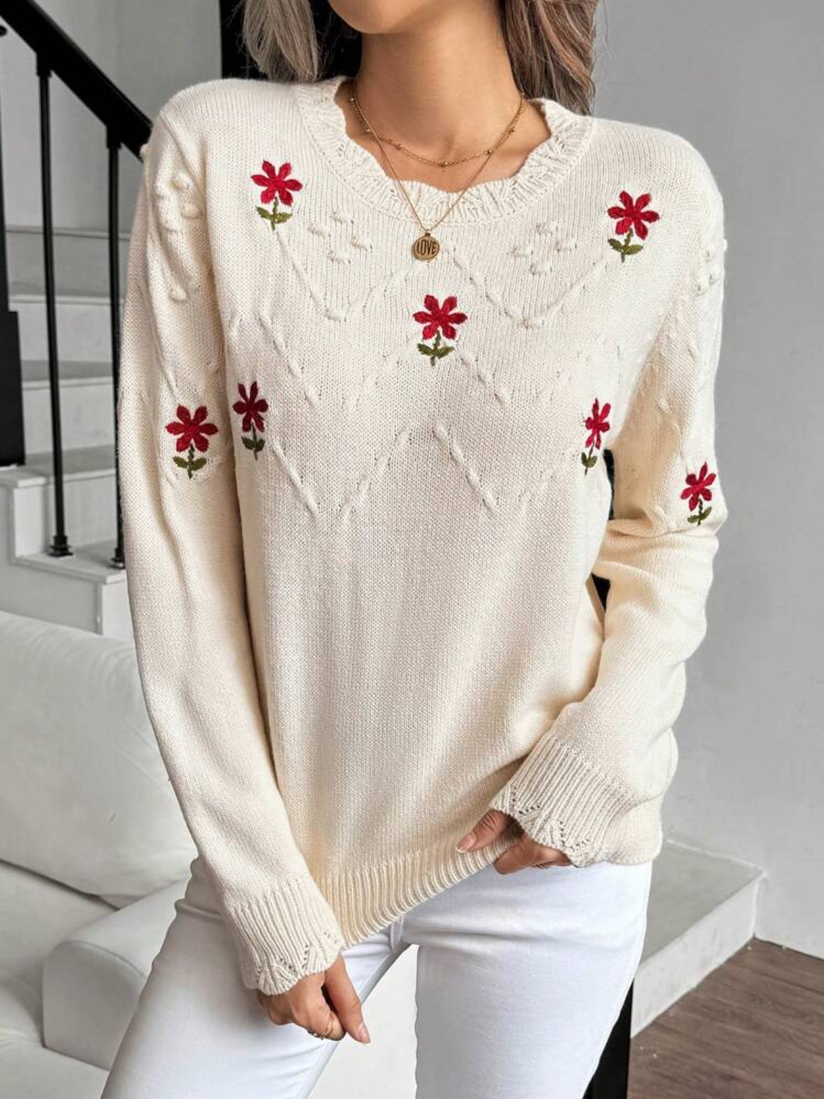 Pull ample décontracté avec broderie florale