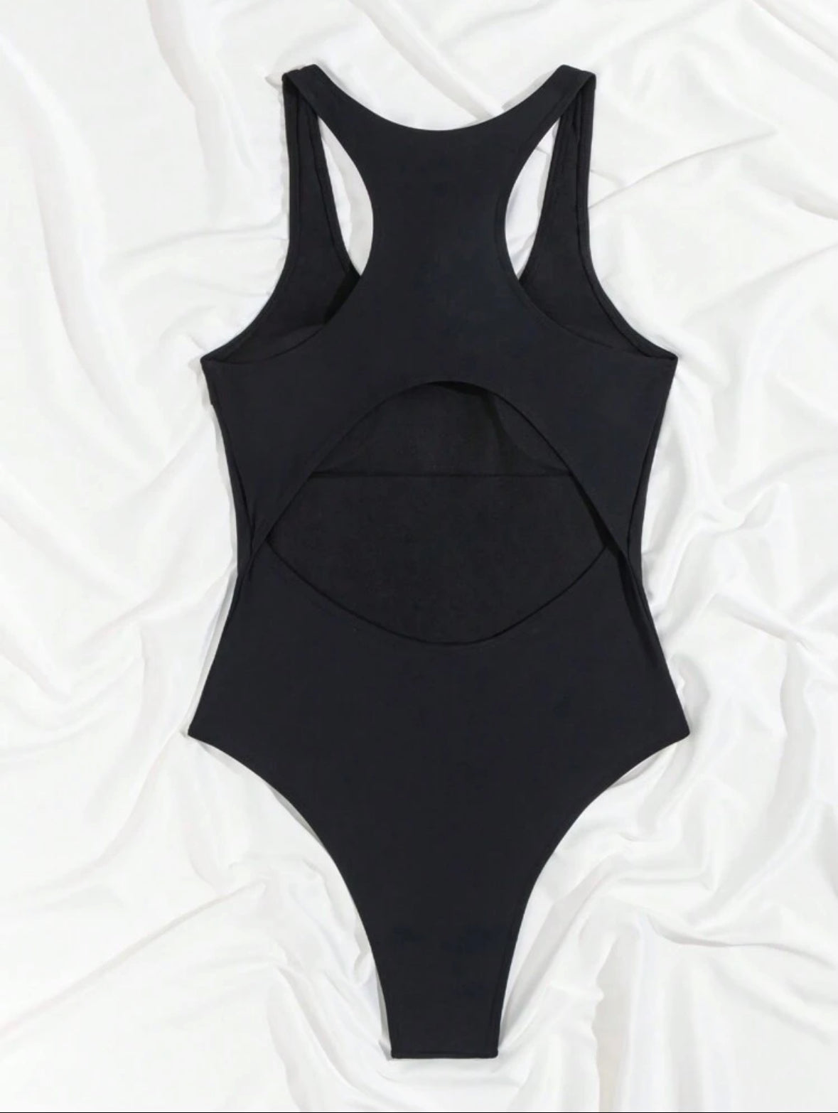 One piece hallow back