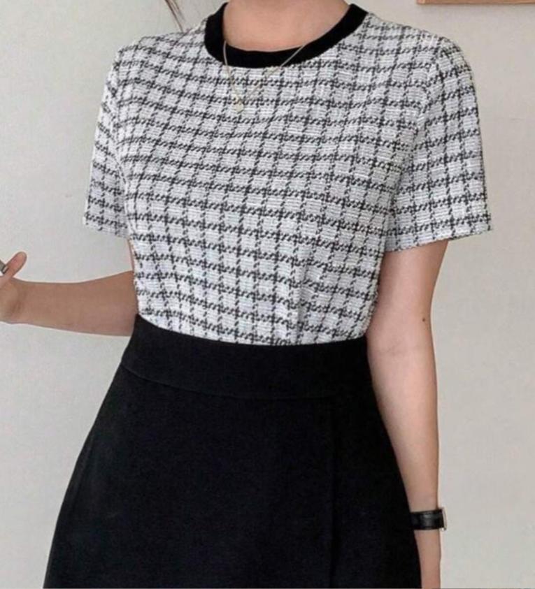 Round neck tee (grey)