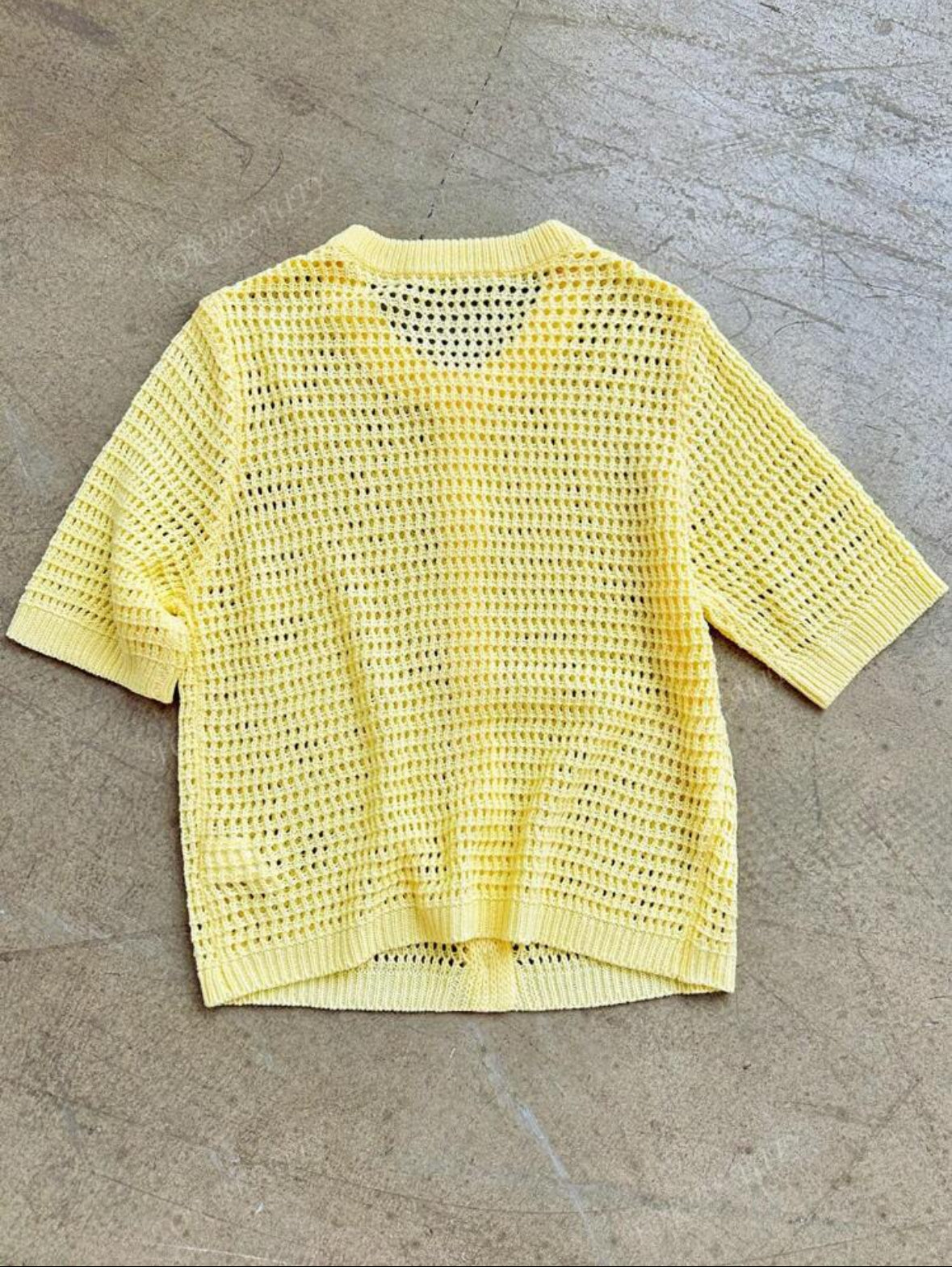 Cardigan tricoté à manches courtes