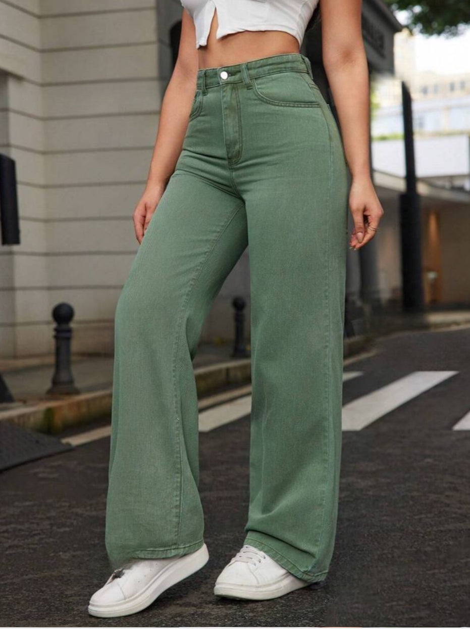 Jeans droit à poches biaisées
