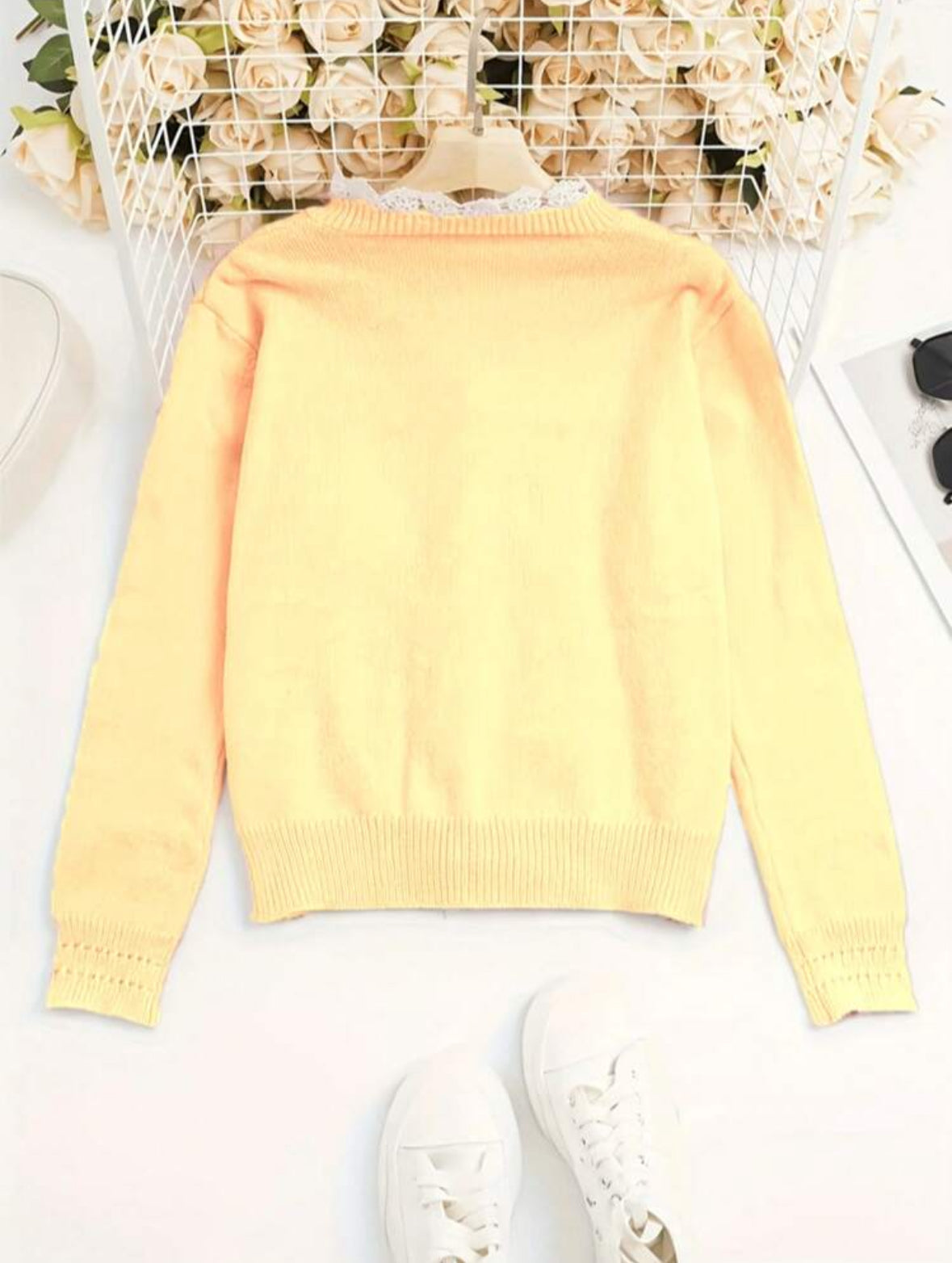 Veste tricotée avec design en dentelle Jaune