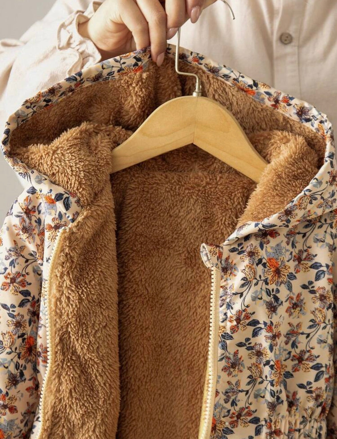 Sweat-shirt à capuche zippé doublé