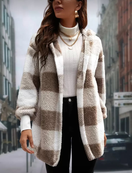 Manteau duveteux à carreaux à capuche