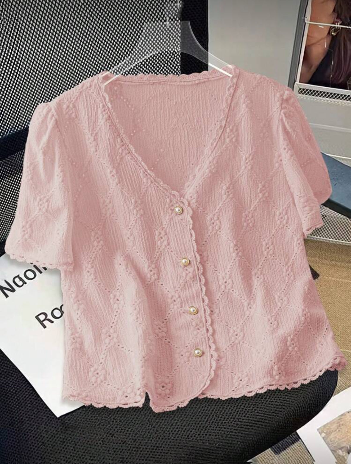 Blouse à col en V court à manches courte