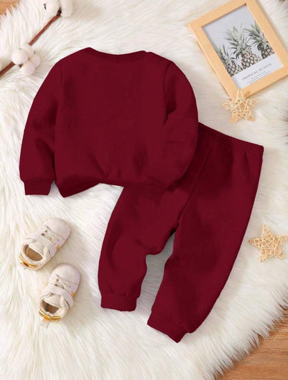 Ensemble little girl