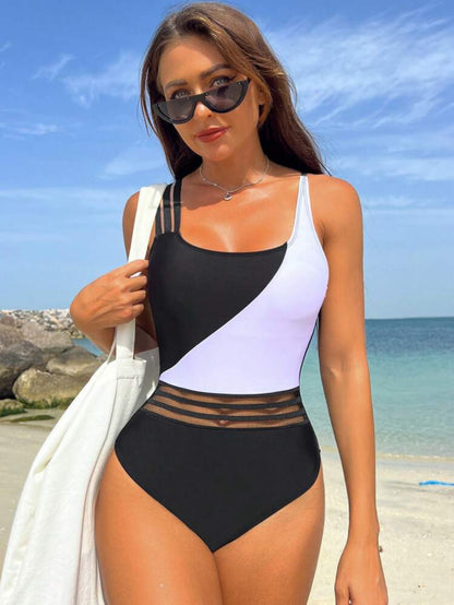 Estival une pièce