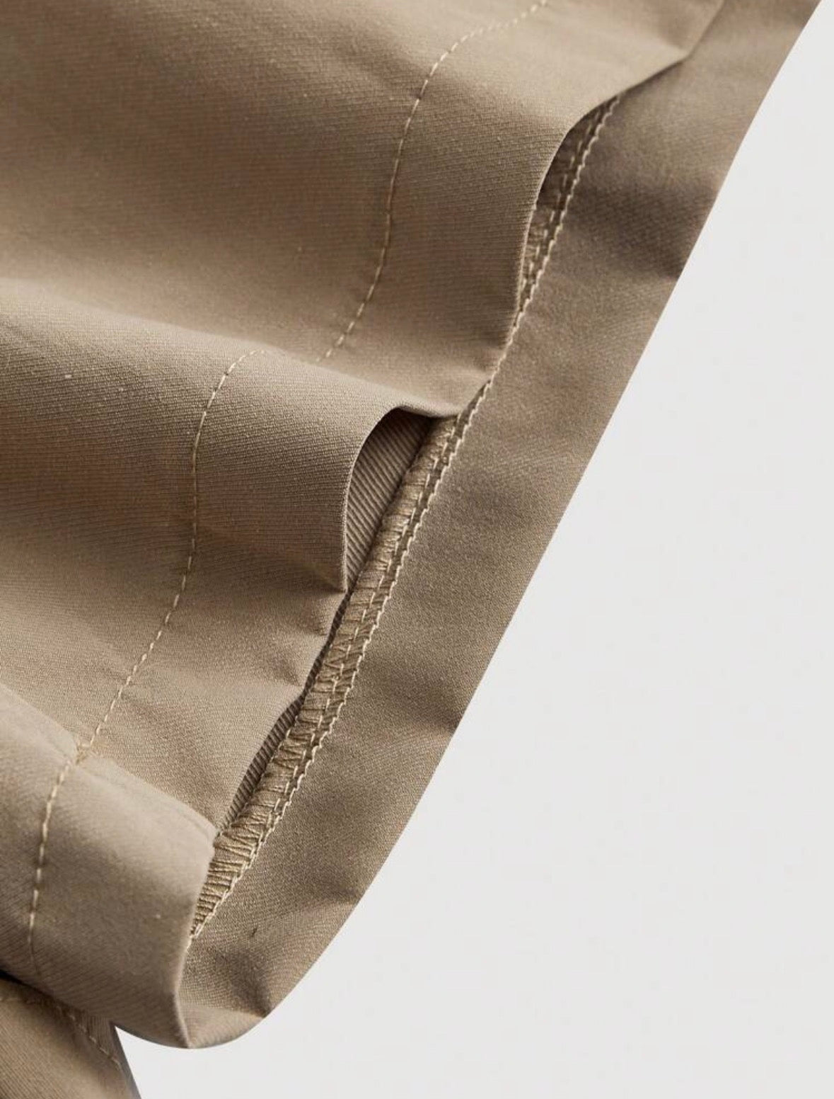 Short élégant avec sangle