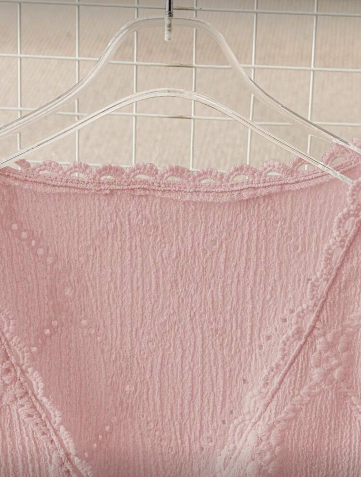 Blouse à col en V court à manches courte