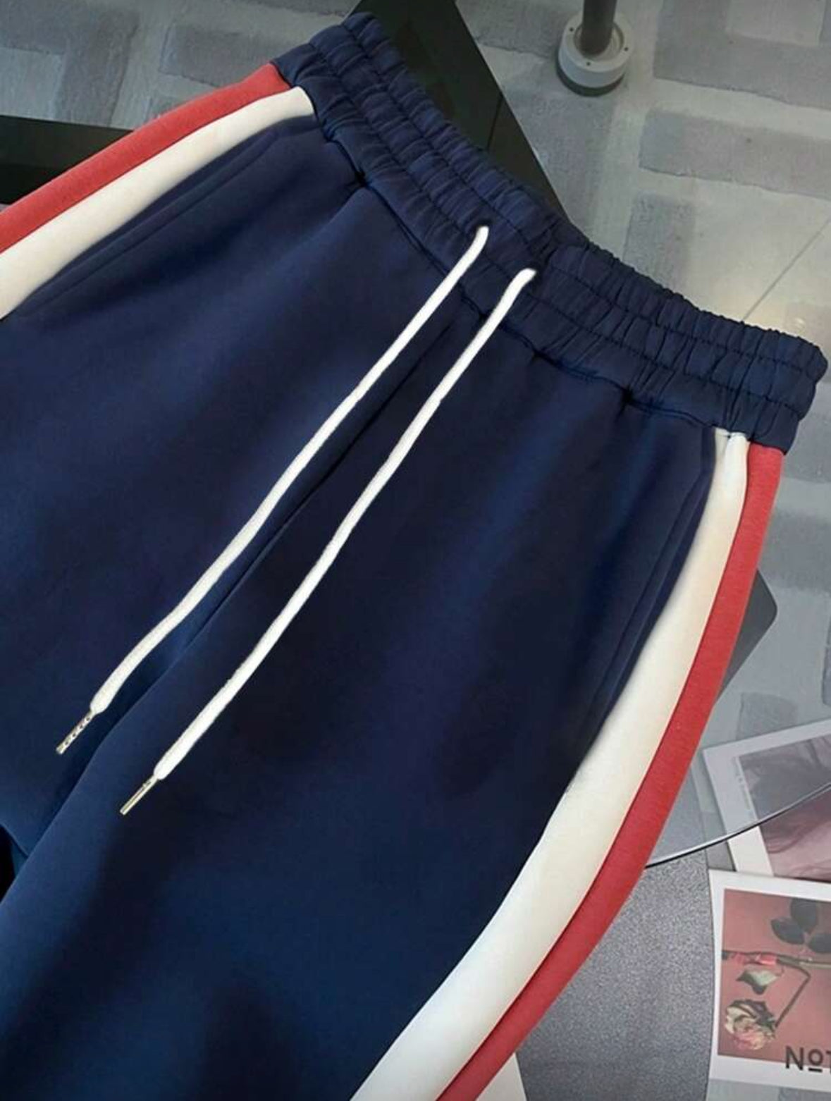 Ensemble survette ⭐ ⭐ ⭐ ⭐ ⭐