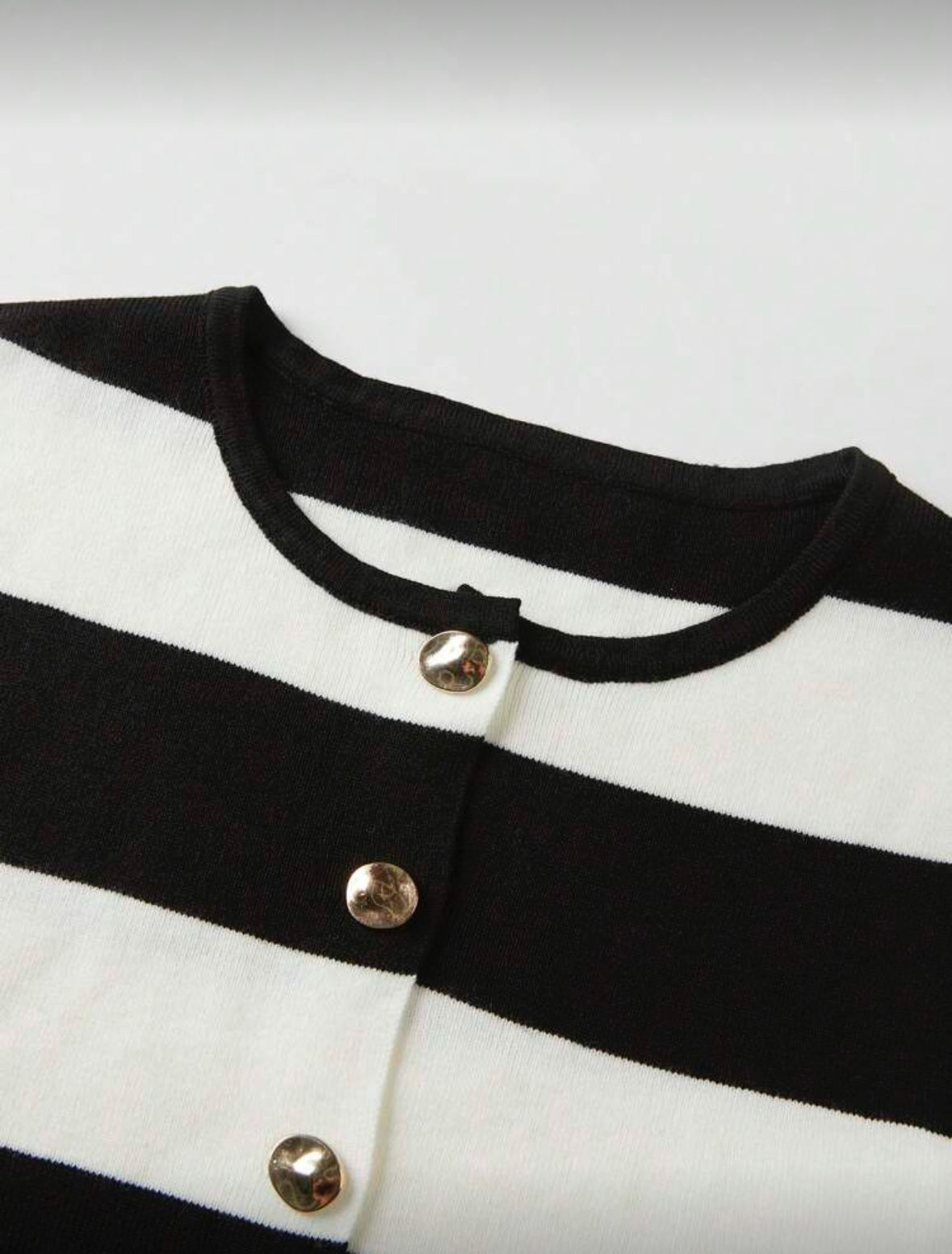 Top tricoté sans manches