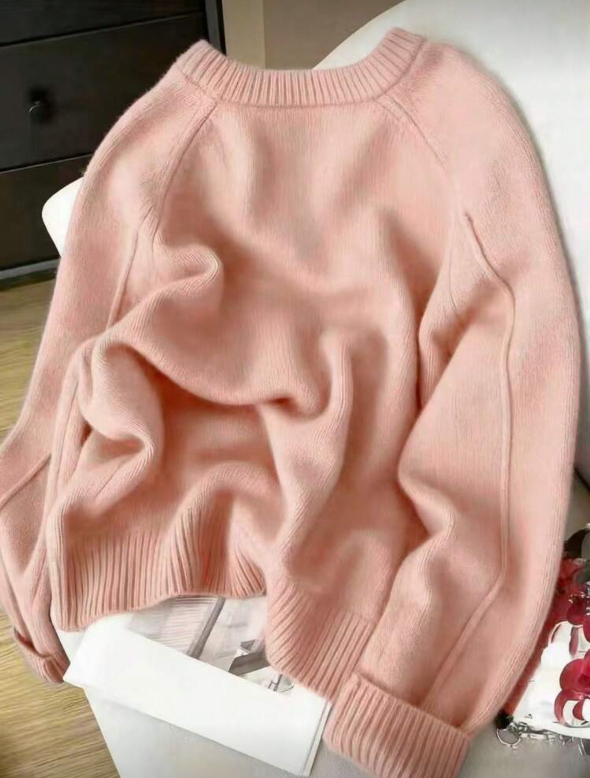 Pull tricoté à manches raglan