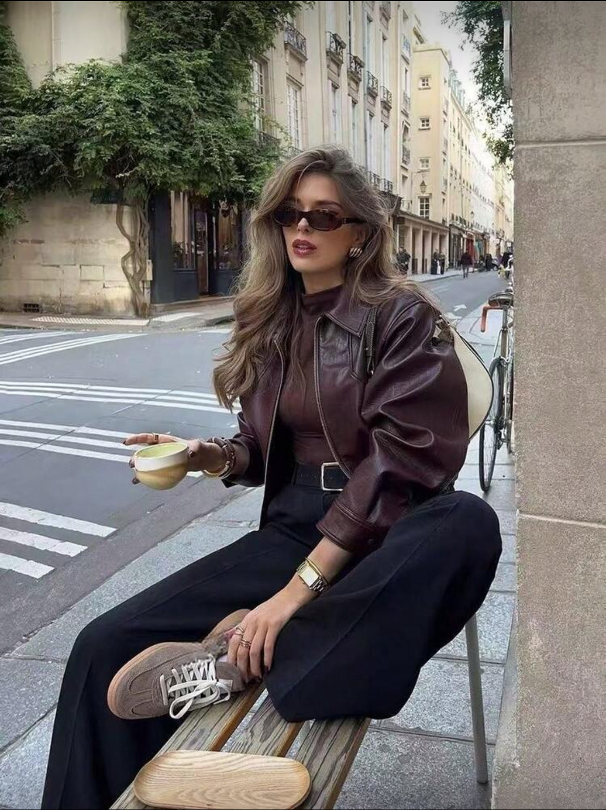 Veste courte à col cranté