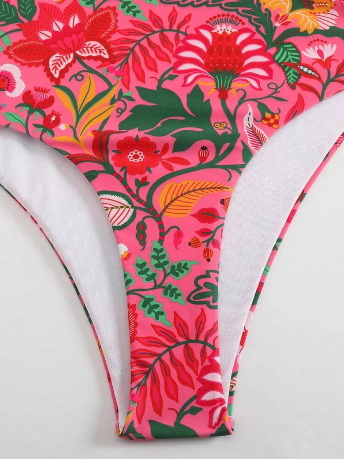 Maillot de bain une-pièce avec jupe