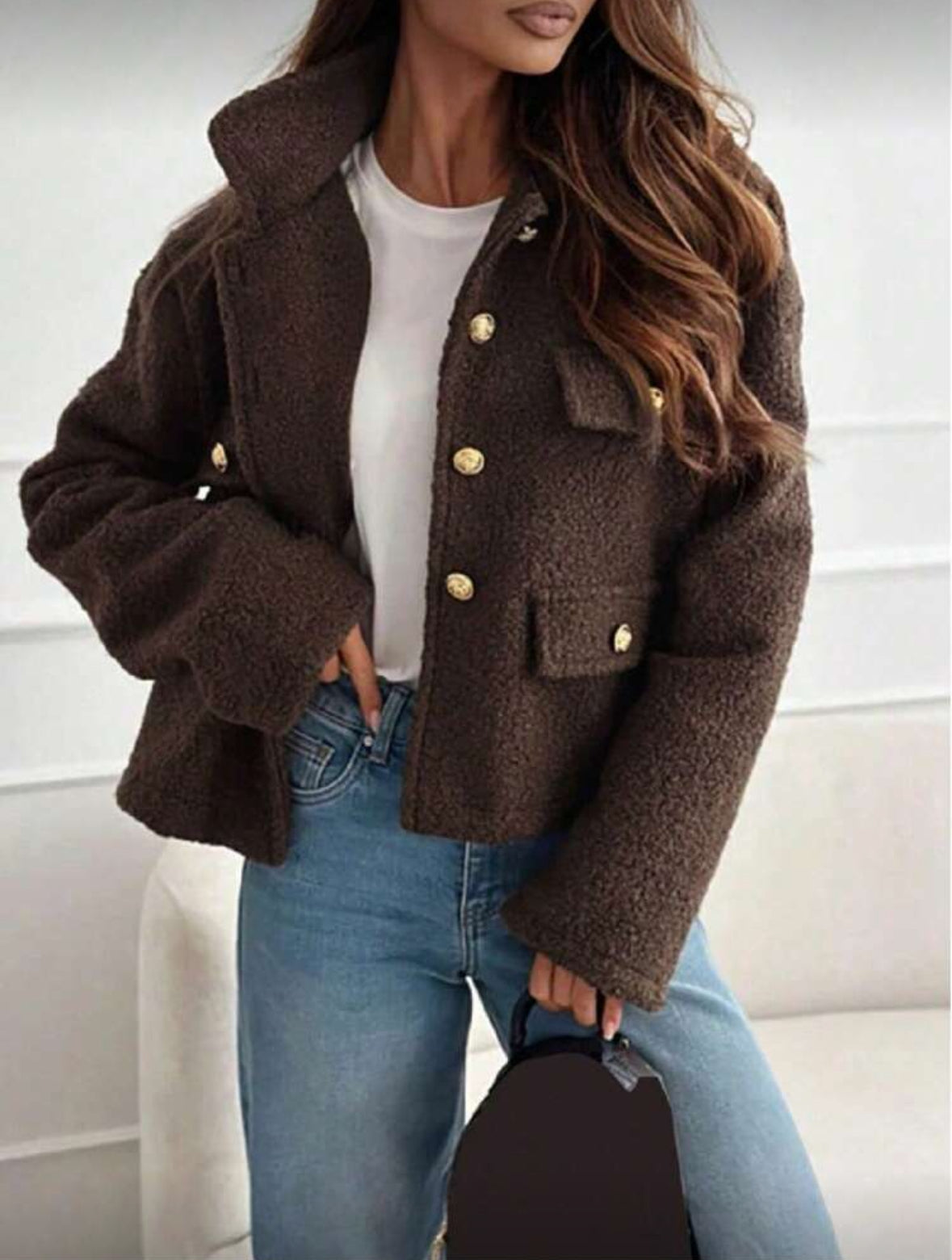 Veste courte en laine d'agneau
