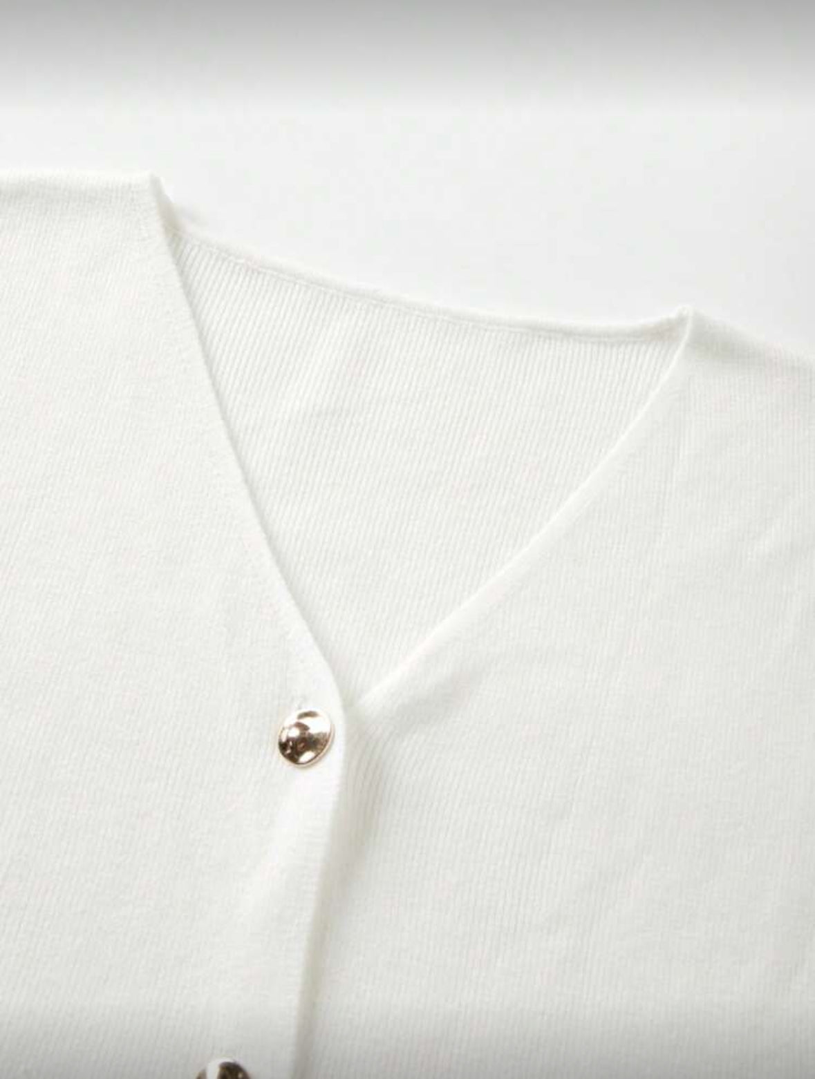 Cardigan à col V blanc, manches courtes