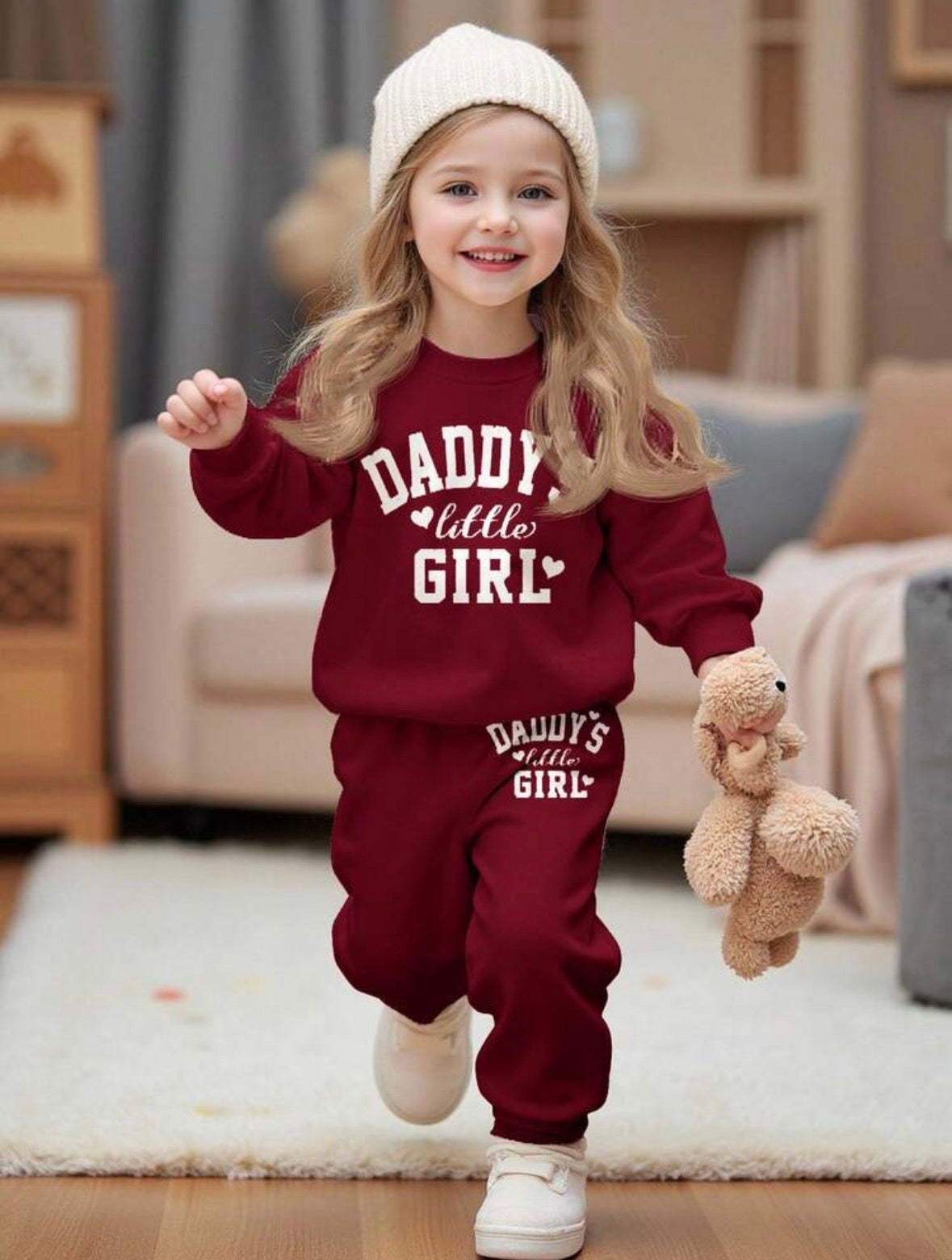 Ensemble little girl