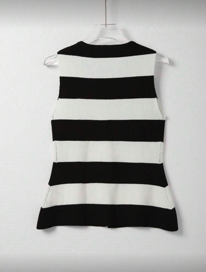 Top tricoté sans manches