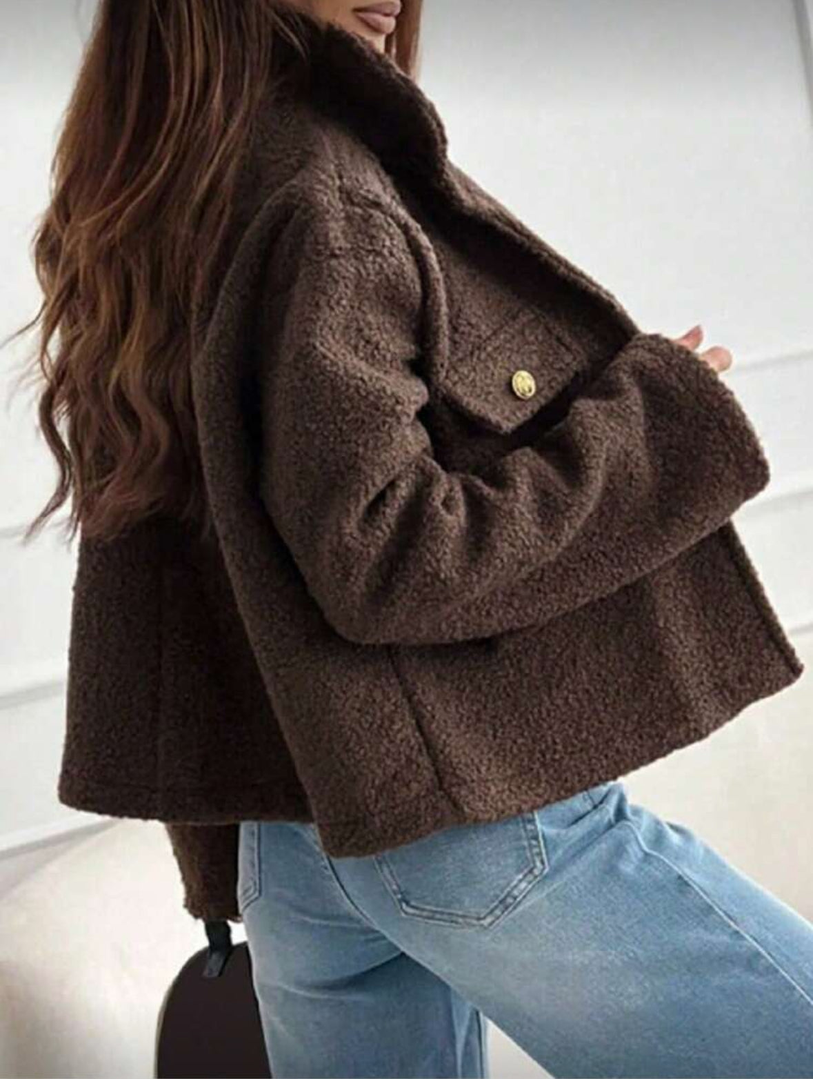 Veste courte en laine d'agneau
