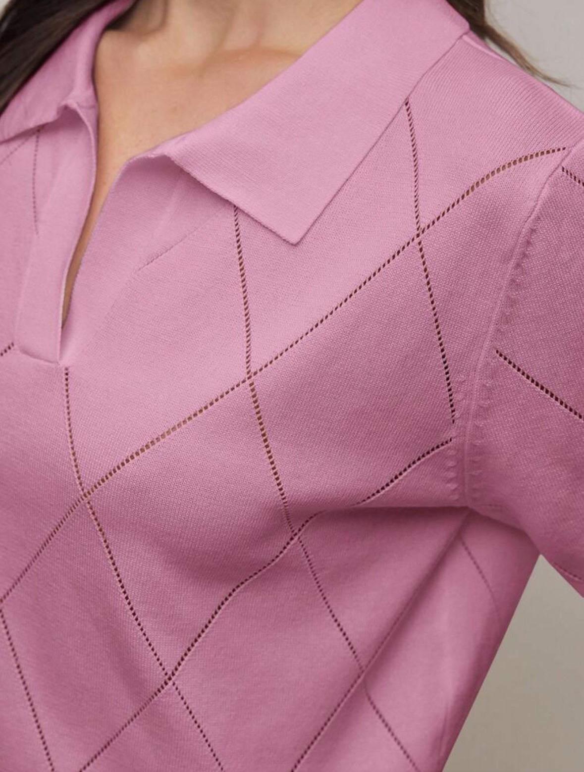 Polo collar diamond