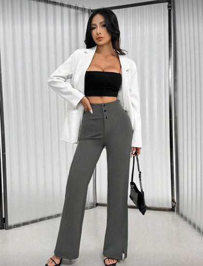 Pantalon élégant à jambe évasée