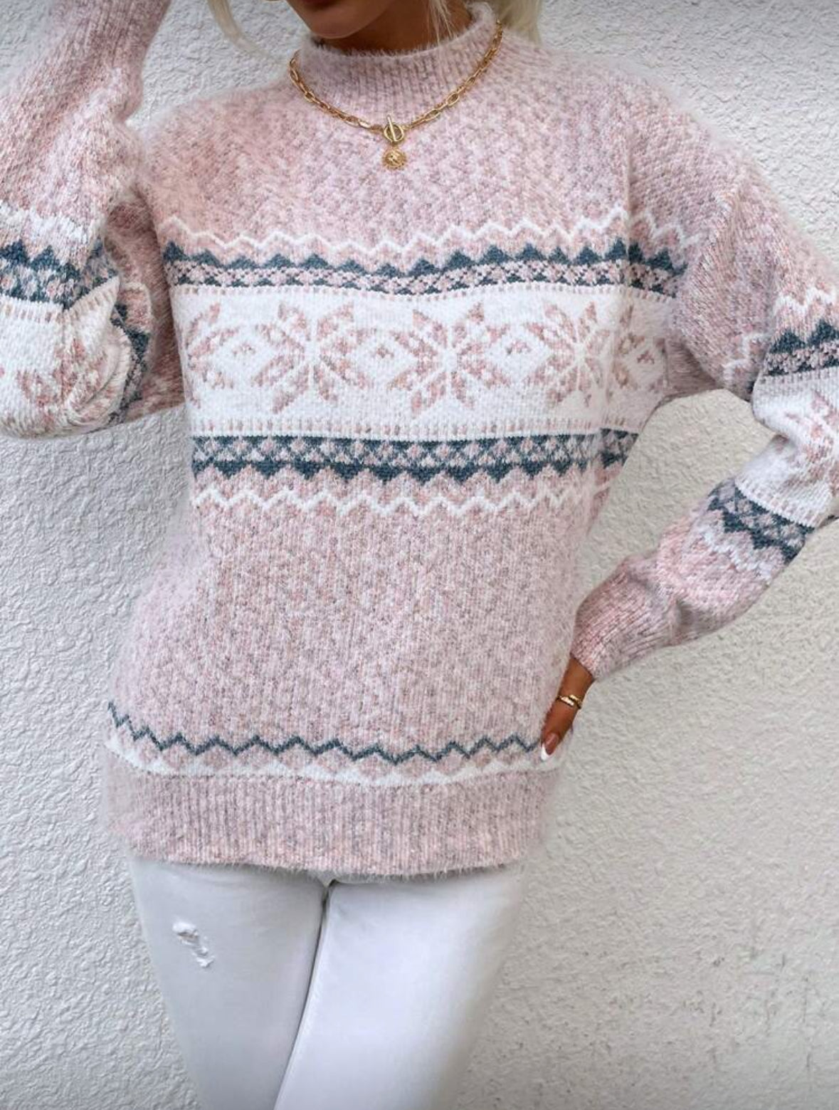 Pull tricoté col roulé