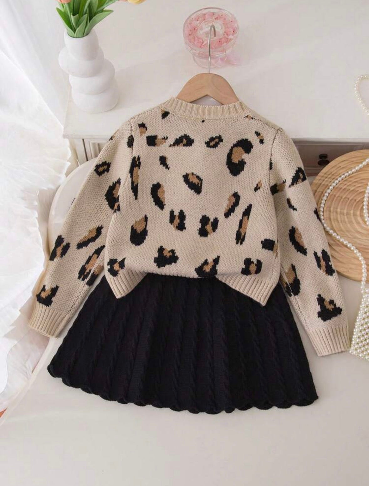 Ensemble poésie (Cardigan+Mini jupe)