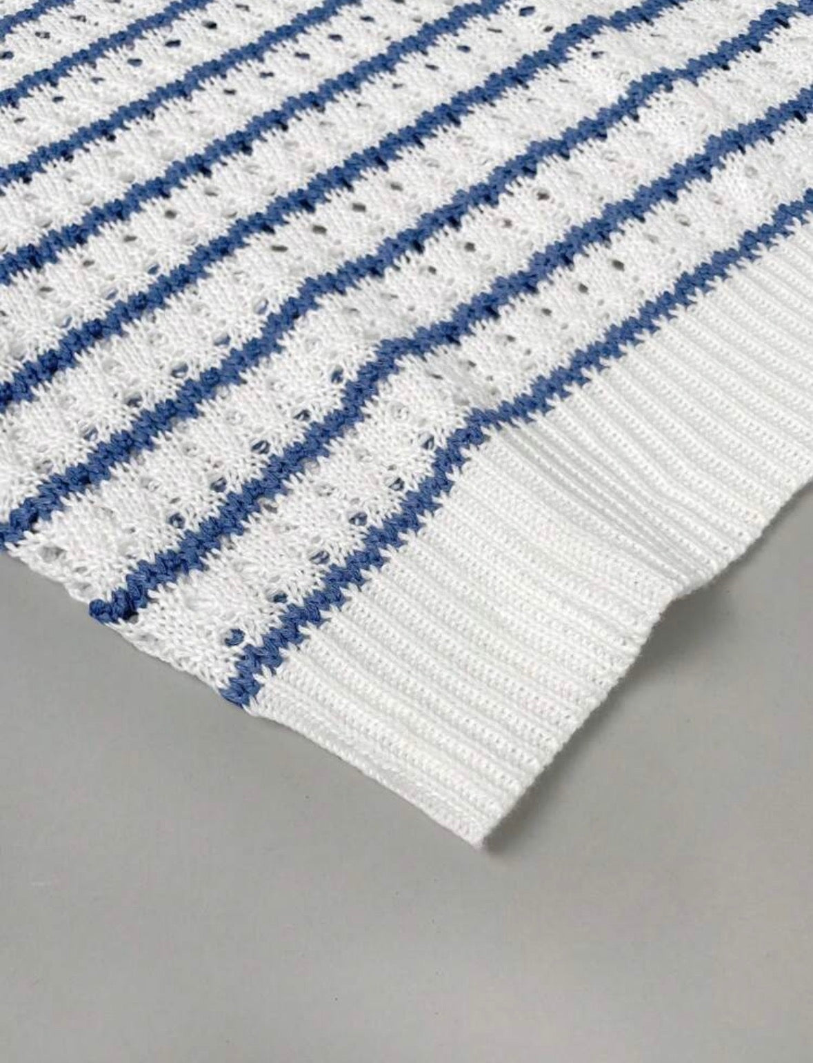 Gilet — Crochet rayé (Bleu)