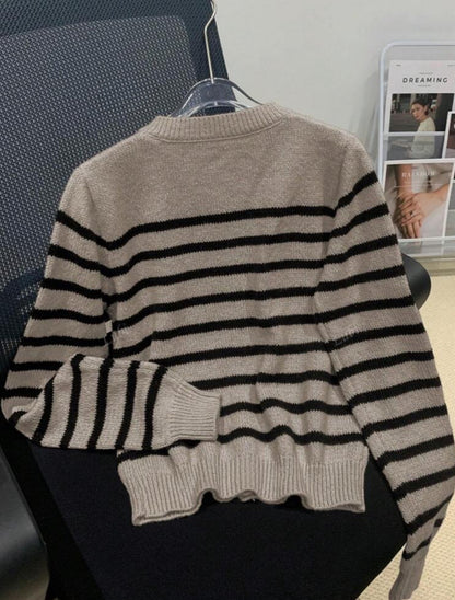 Cardigan tricoté à rayures