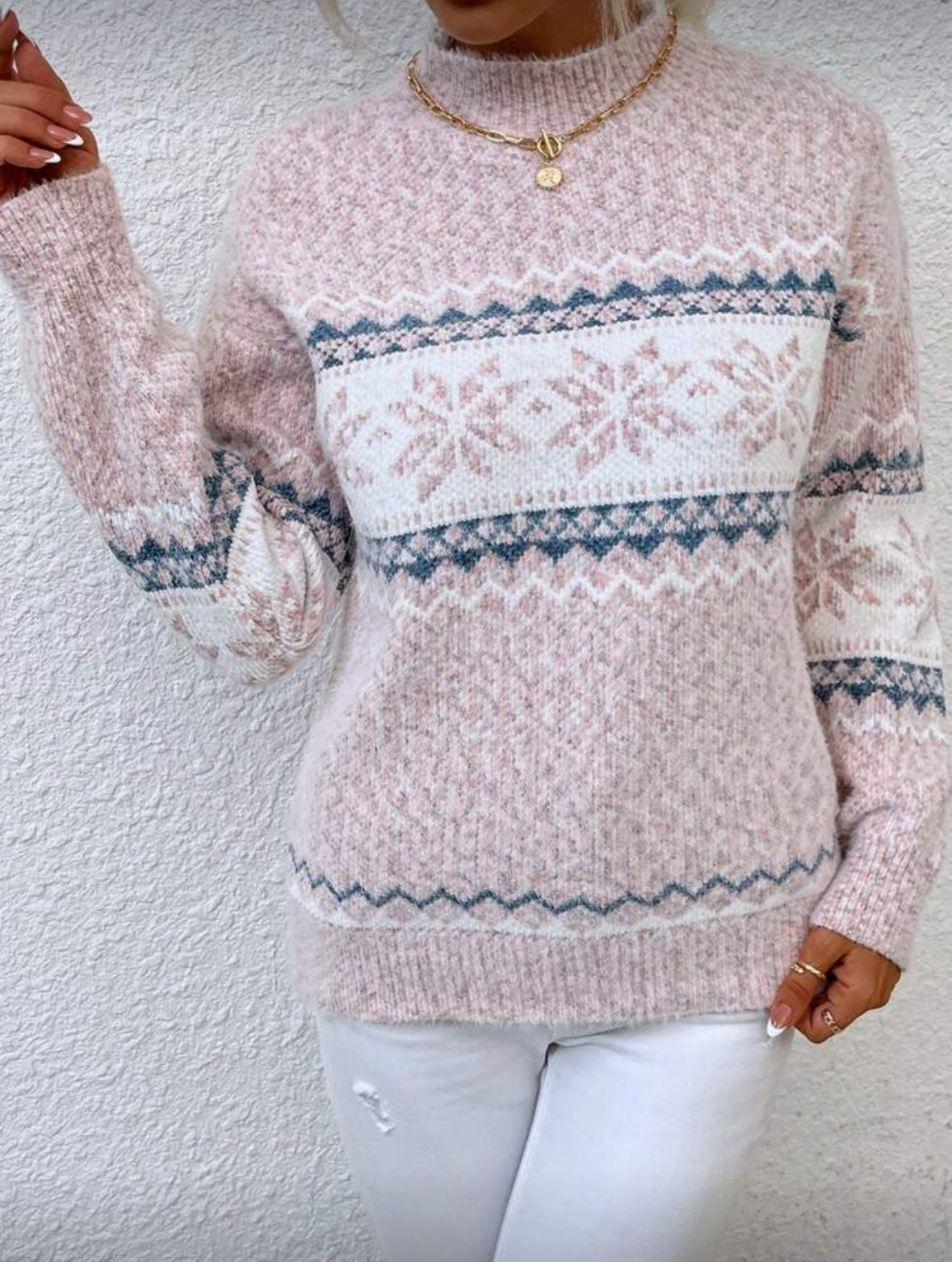 Pull tricoté col roulé