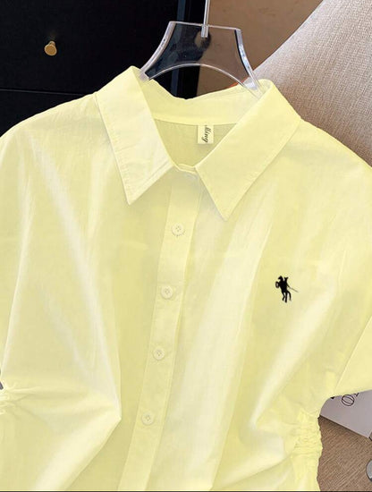 Chemise à cordon latéral